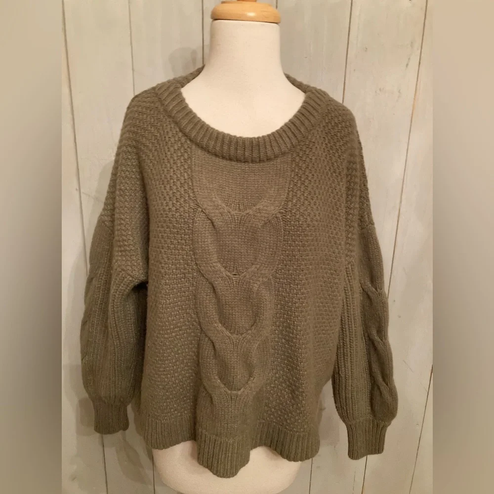 J Crew Cable‎ Knit Balloon Sleeve Sweater Textured Olive Army Green M￼ Oversized